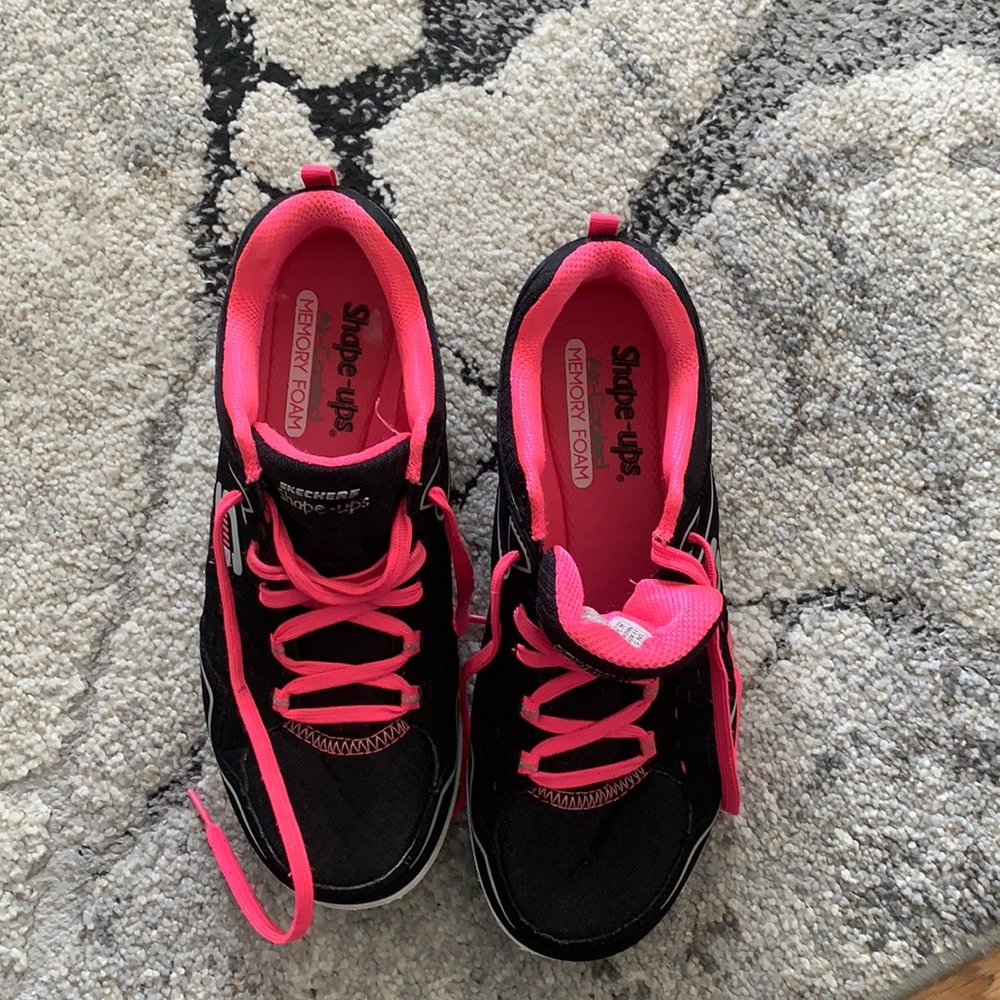 Shape ups